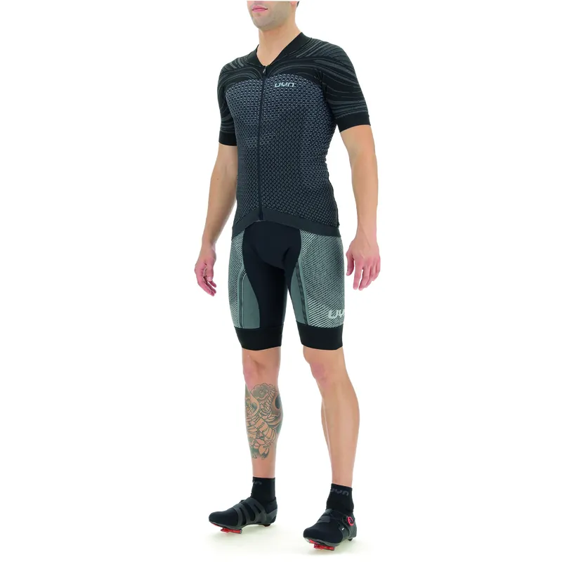 UYN biking man coolboost (Černá) - Pánský cyklistický dres Endorphin Republic Značkový