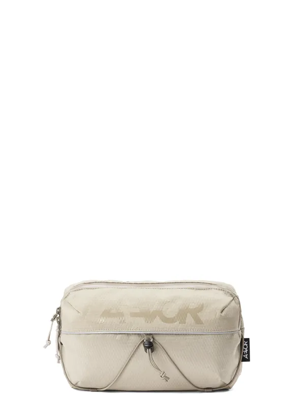 Objednat Nyní Aevor Bar Bag (Modrá) - Designový cyklobatoh Endorphin Republic