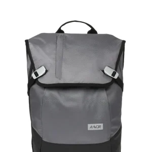 Aevor Daypack (Tmavě modrá) - Městský batoh Endorphin Republic Vrácení Zdarma