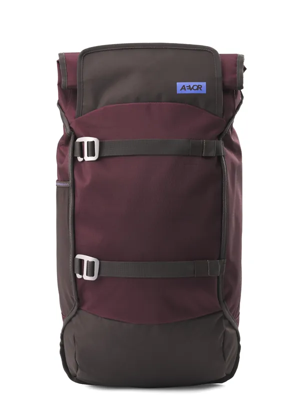 Aevor Trip Pack (Bílá) - Městský batoh Endorphin Republic Značkový