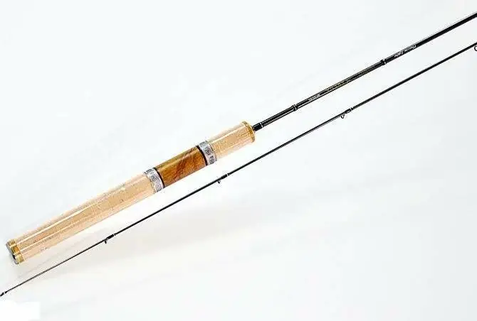 Pouze Dnes Favorite Arena Stream -662UL 198cm 3-10g