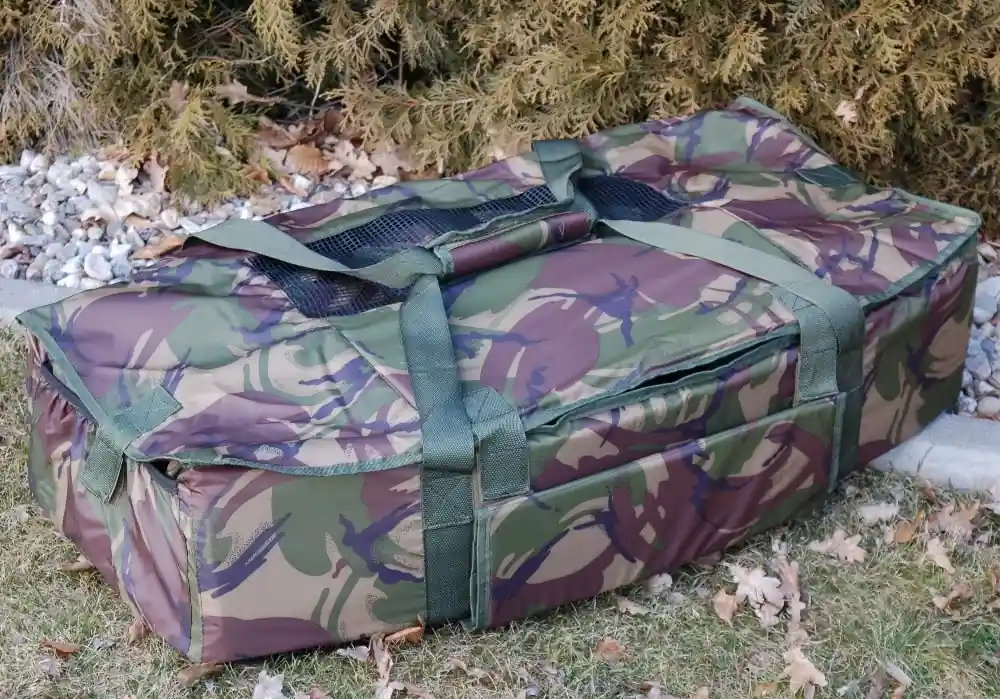 Nejprodávanější GIANTS FISHING Podložka Unhooking Mat Carp Camo