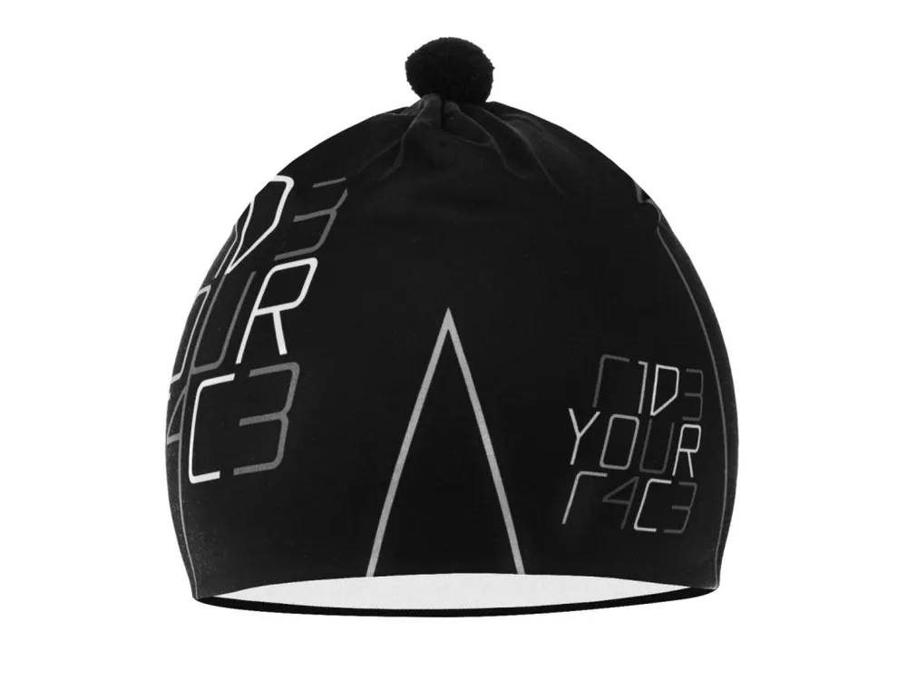 Akční Cena Funkční čepice R2 Pompon ATK03E